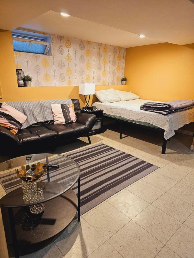 Warm Queens Apartment 5 Min From Laguardia 1 Min From Train New York Eksteriør bilde
